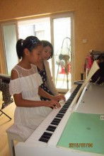 南宁市伊能教育咨询服务有限责任公司 专业引领，点亮教育未来